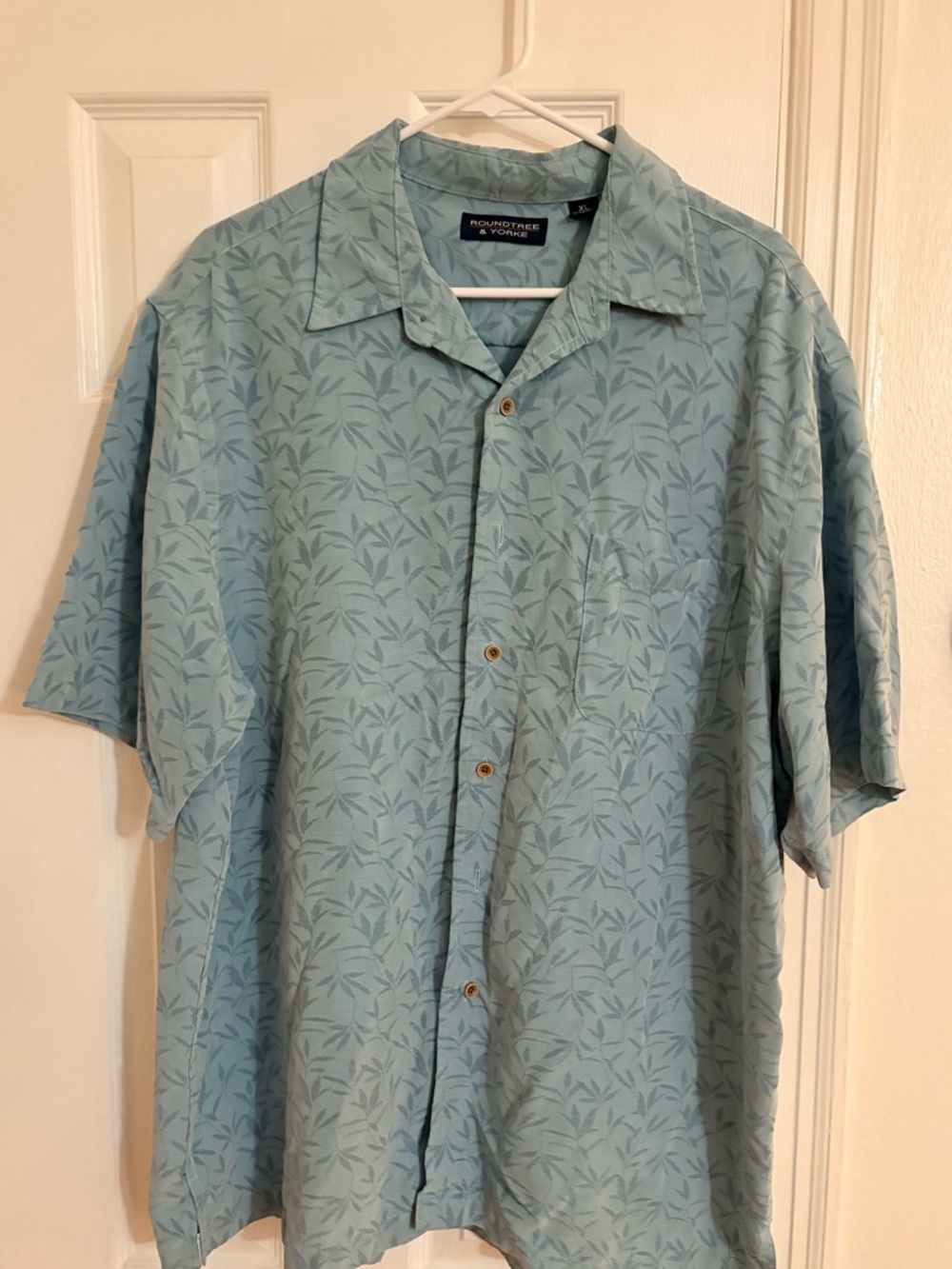 Roundtree & Yorke Pale Blue Short Sleeve Button-Front Camp Shirt